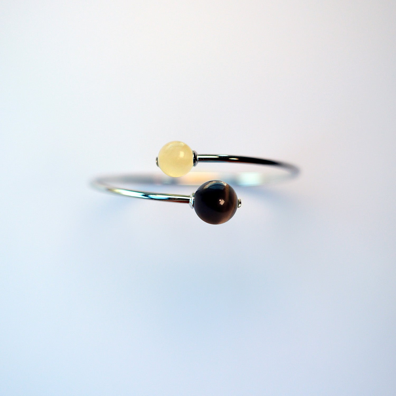 UK artisan bracelet – meaningful design for career and social confidence.