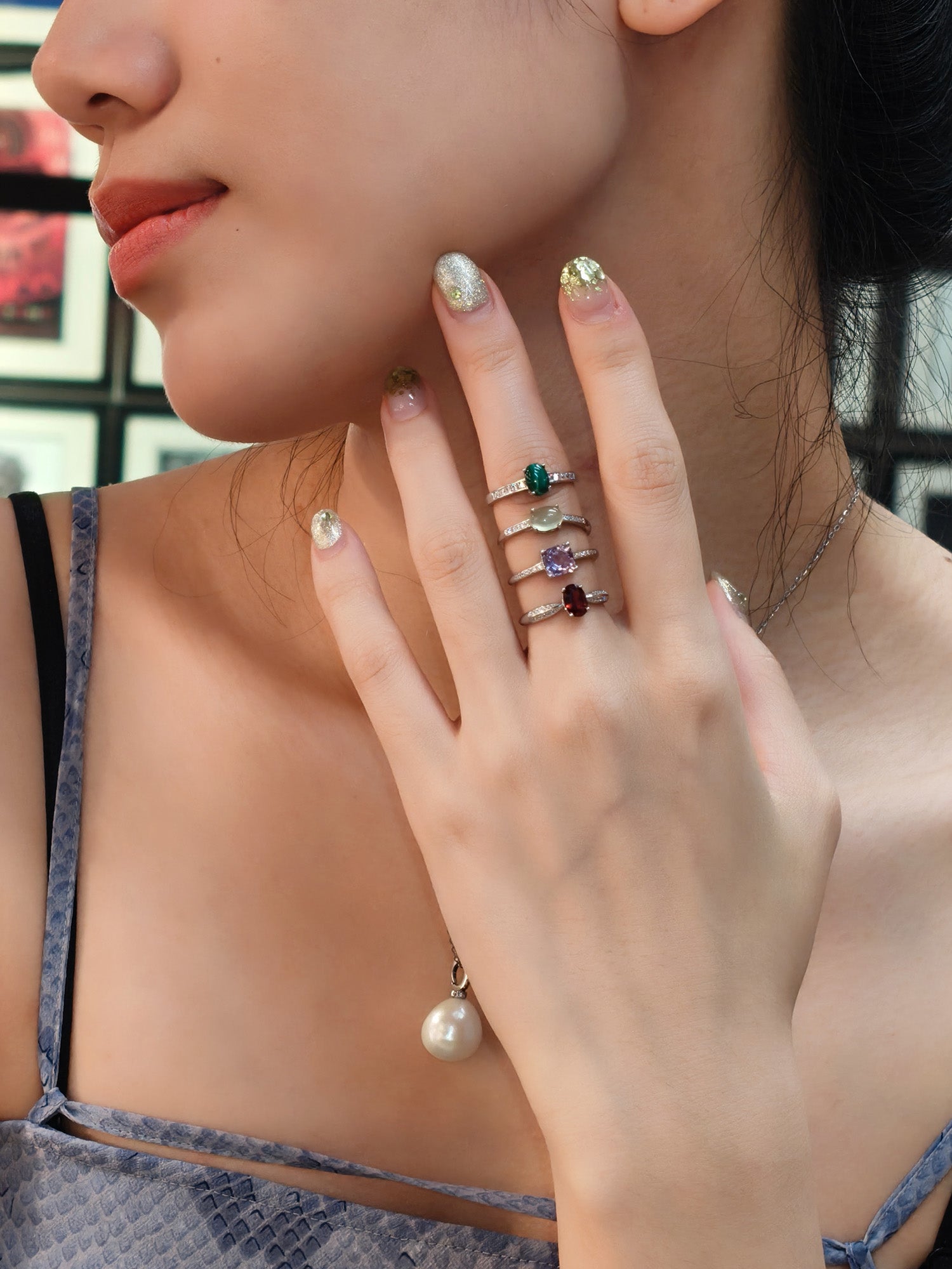 Natural garnet gemstone ring, protective silver jewellery for work-life balance.
Adjustable sterling silver malachite ring for bold decisions and life shifts