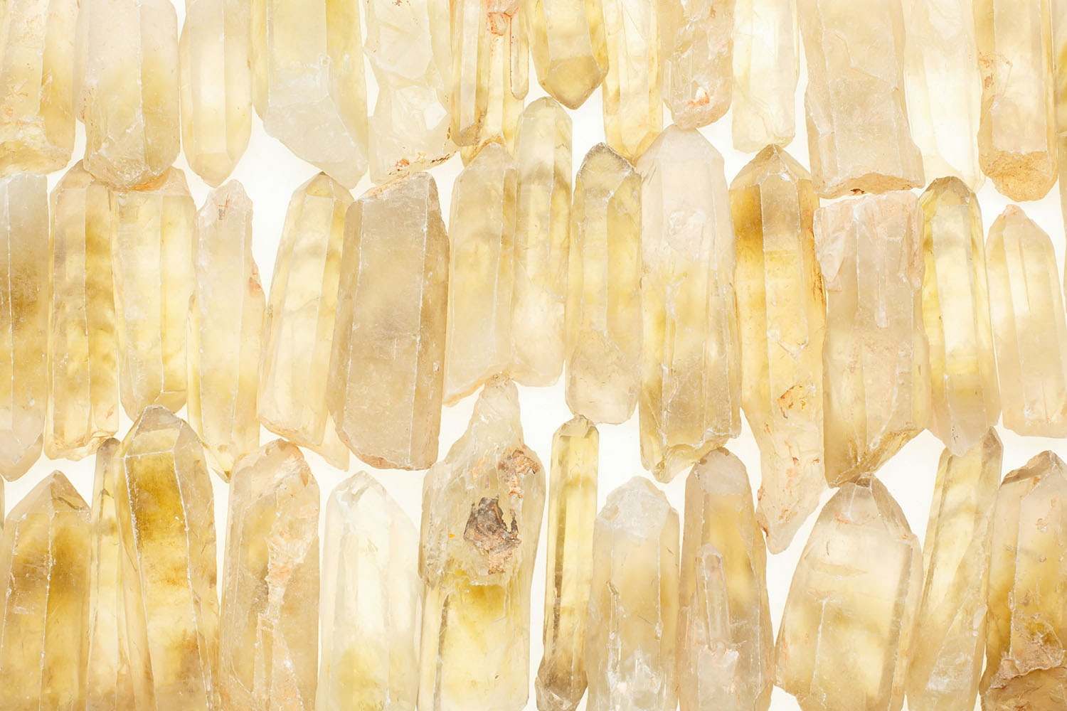 What Does Citrine Symbolise? Wealth, Abundance, and Modern Gifting